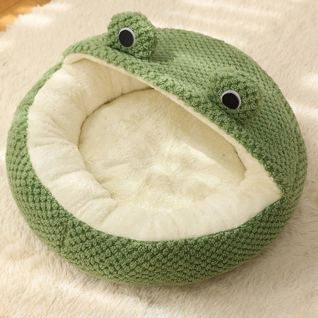 Frog Cave Bed – Cozy Enclosed Hideaway
